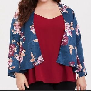 Torrid satin kimono blue floral size 1&2